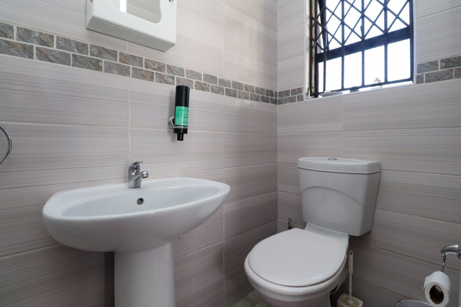 3 Bedroom Property for Sale in Flamwood North West